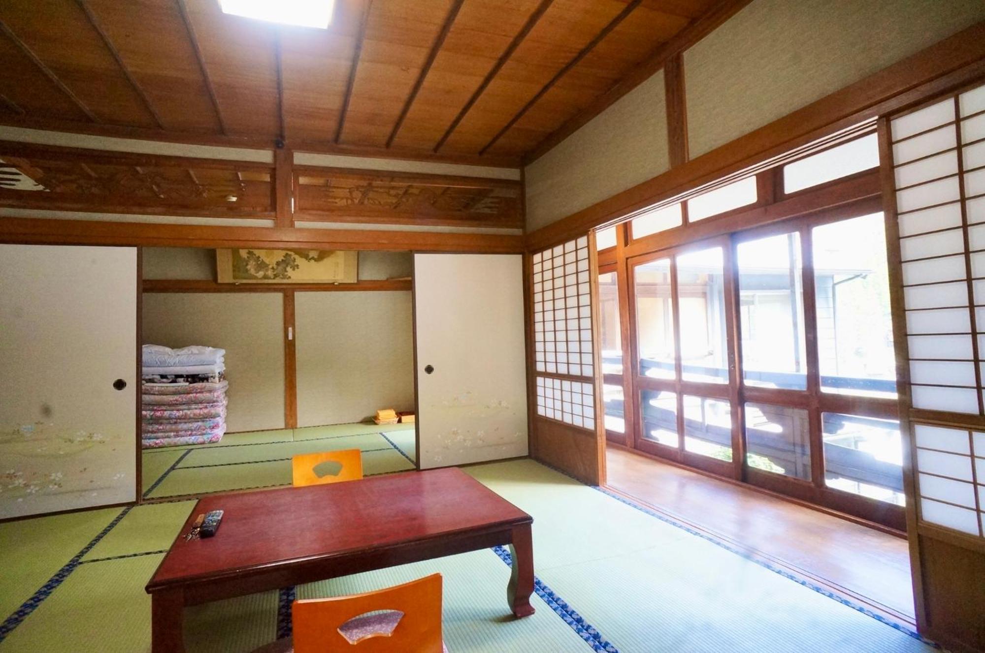 Takaosou Hotel Yufu Bagian luar foto