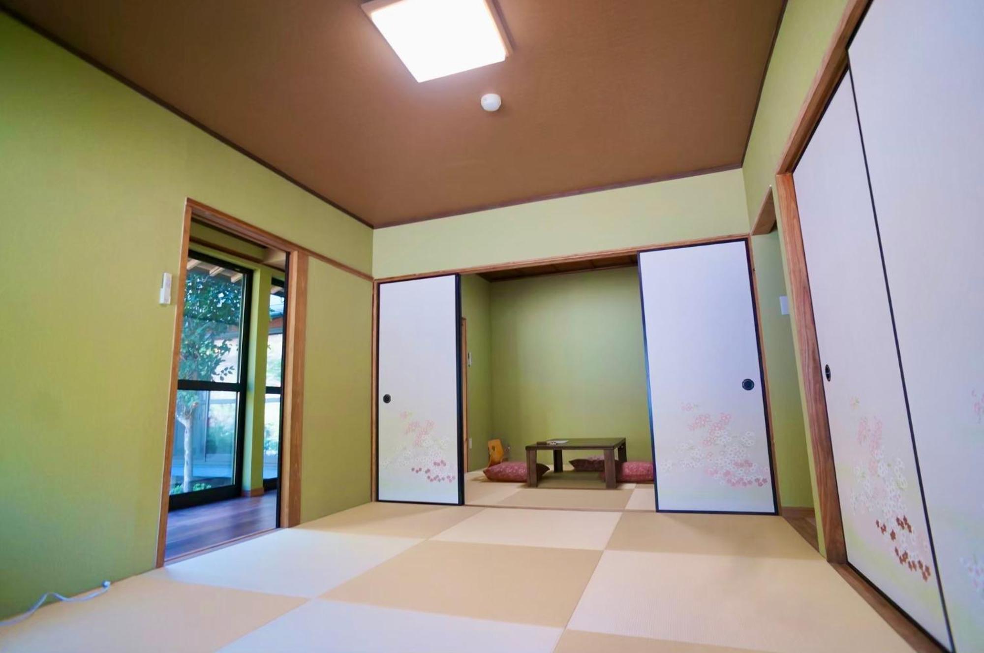Takaosou Hotel Yufu Bagian luar foto