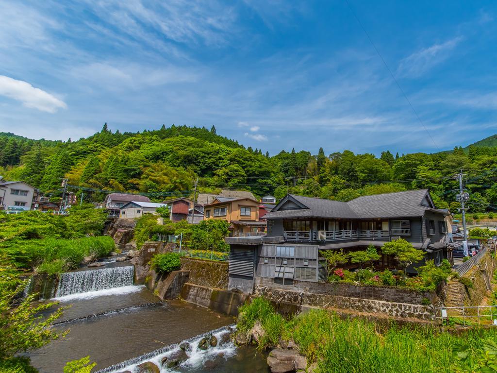 Takaosou Hotel Yufu Bagian luar foto